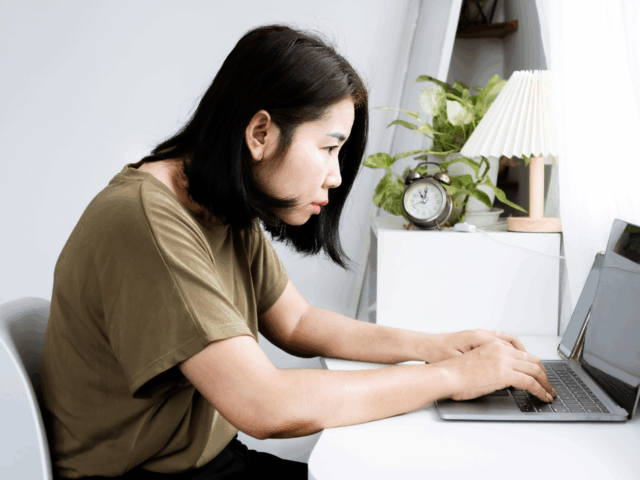 【見た目の改善にも！】ストレートネックについて徹底解説！