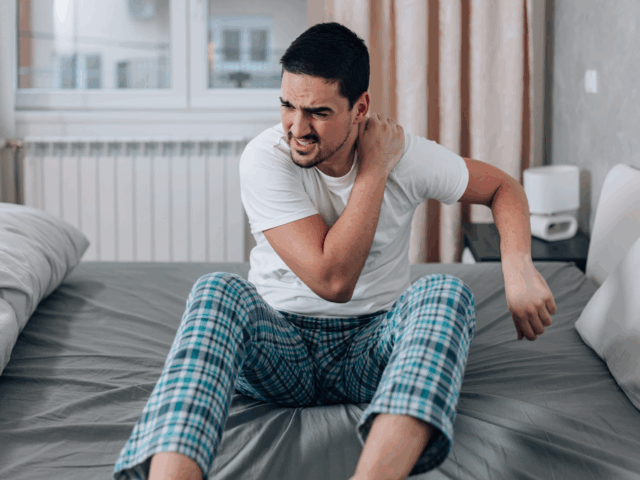 【金沢市】年齢のせいにしないで！五十肩について徹底解説！